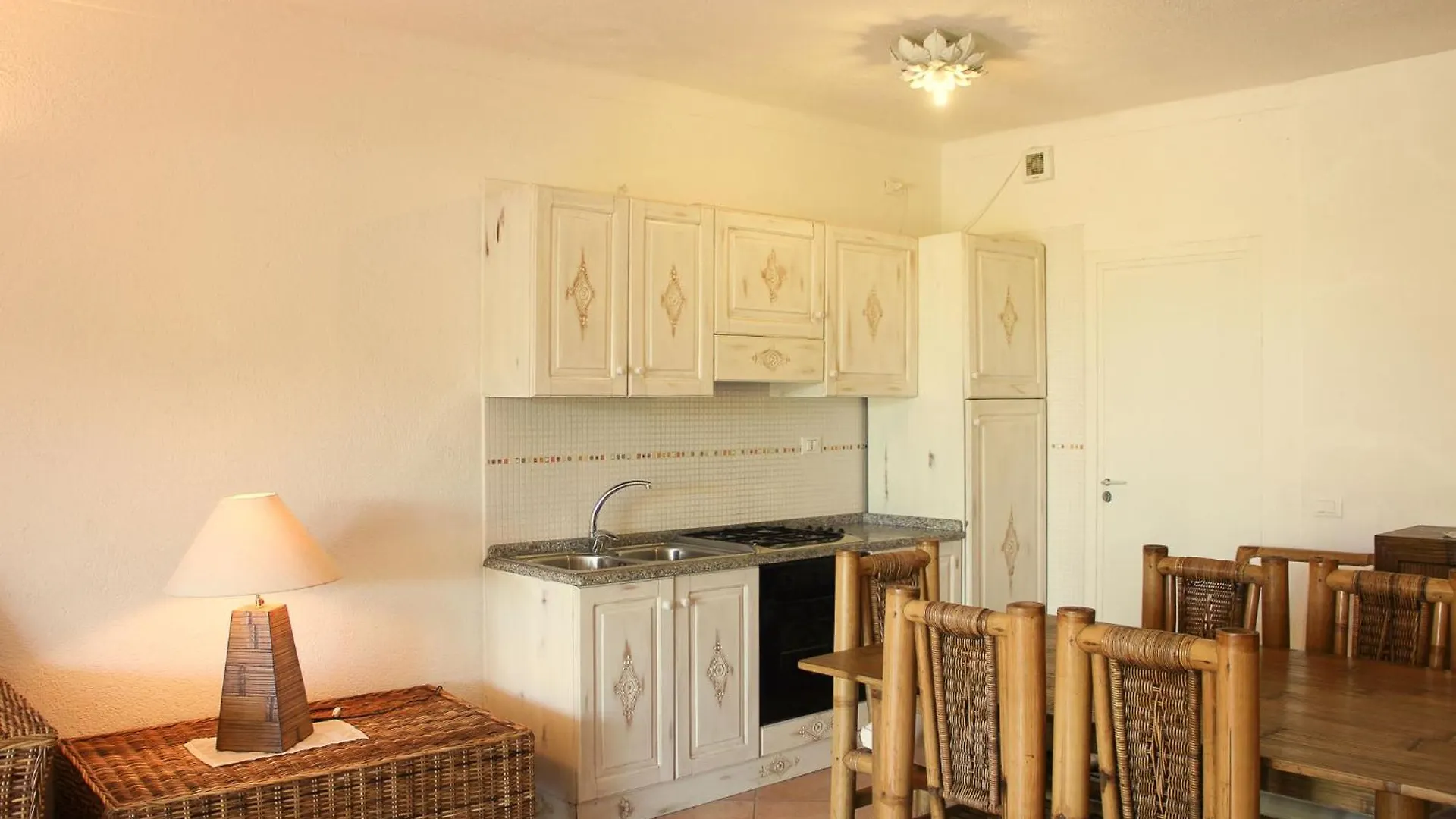 Perla Del Porto Apartments 산타테레사의갈루라