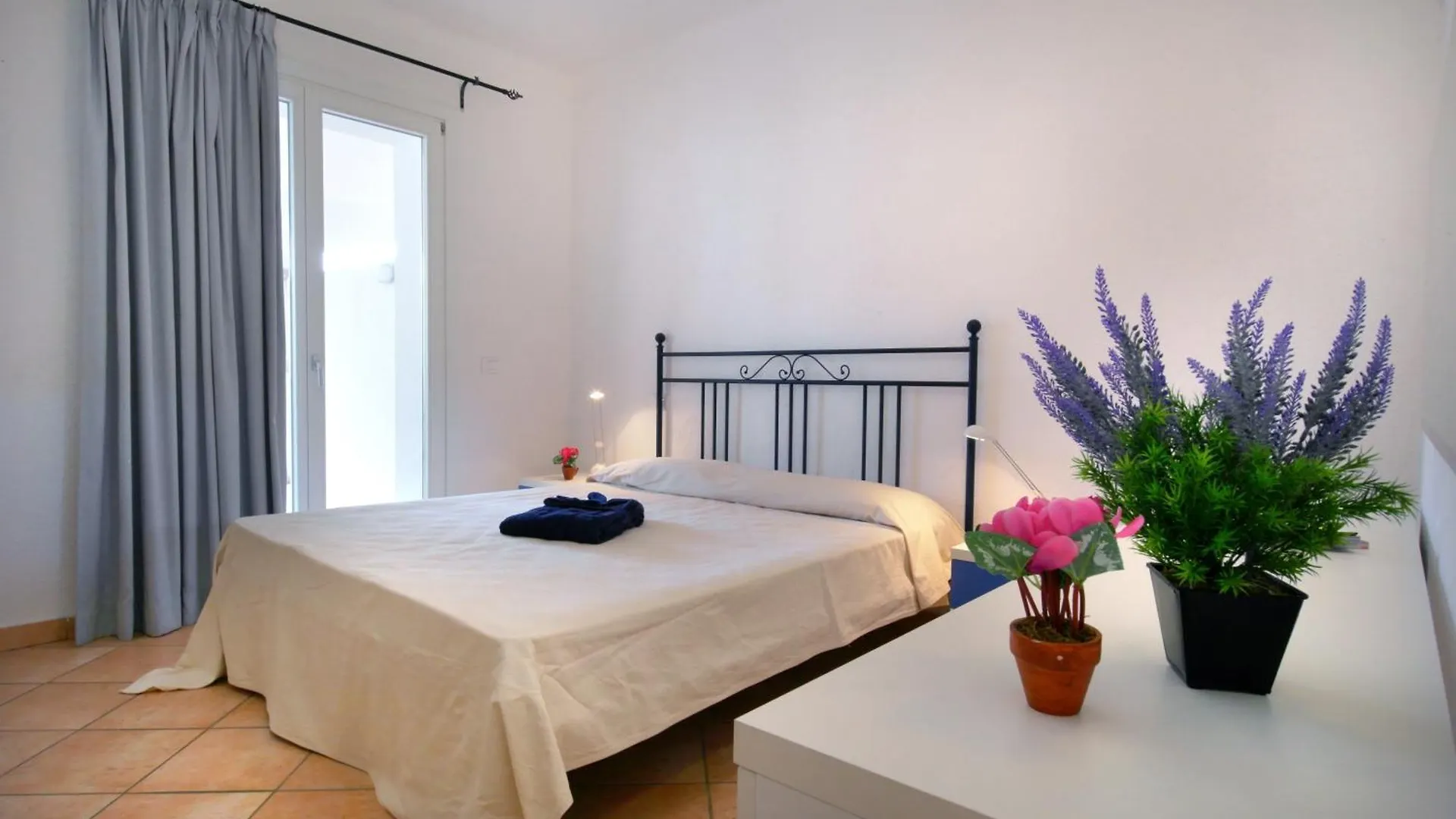 Perla Del Porto Apartments 산타테레사의갈루라 이탈리아