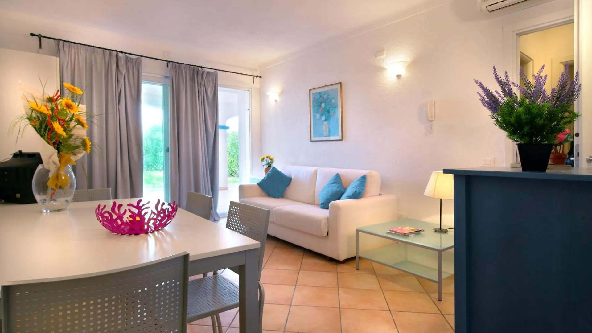 Perla Del Porto Apartments 산타테레사의갈루라 0*,  이탈리아