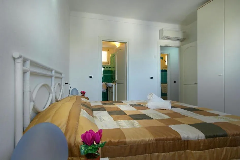 Perla Del Porto Apartments 산타테레사의갈루라